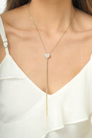 Colar coração gravata com detalhes em zircônia